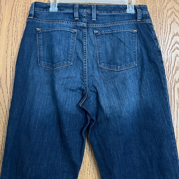 L.L. Bean Women’s Favorite Fit High Rise Straight Leg Jeans Sz-10 - Picture 6 of 7